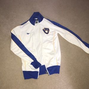 Milwaukee Brewers white track jacket. Women’s SM.